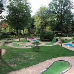 Molecaten Park De Leemkule Semesterpark 4*