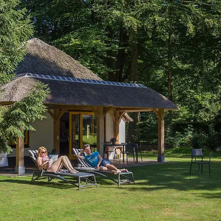 Prázdninový areál Molecaten Park De Leemkule 4*