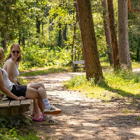 Molecaten Park De Leemkule 4* האטם