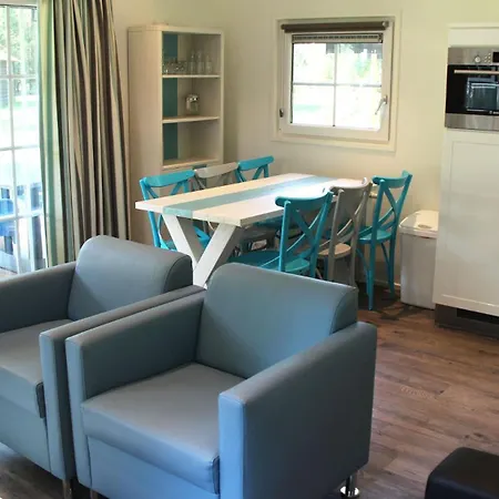 Molecaten Park De Leemkule 4* האטם